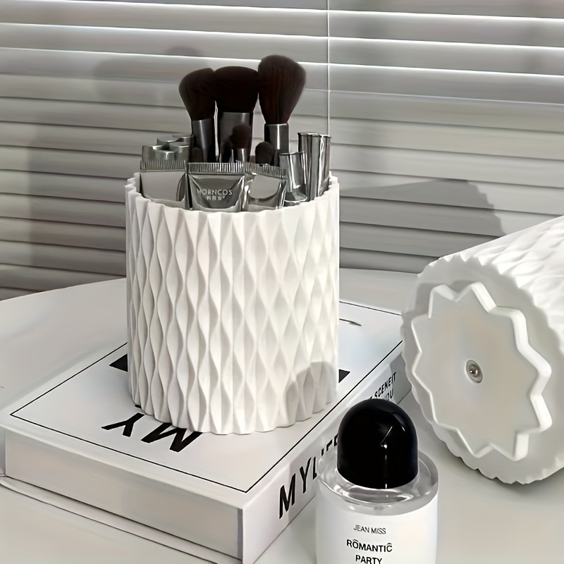เดสก์ท็อป 360 หมุนกล่องเก็บเคร - Blush Brush Kabuki บทวิจารณ์และราคา
