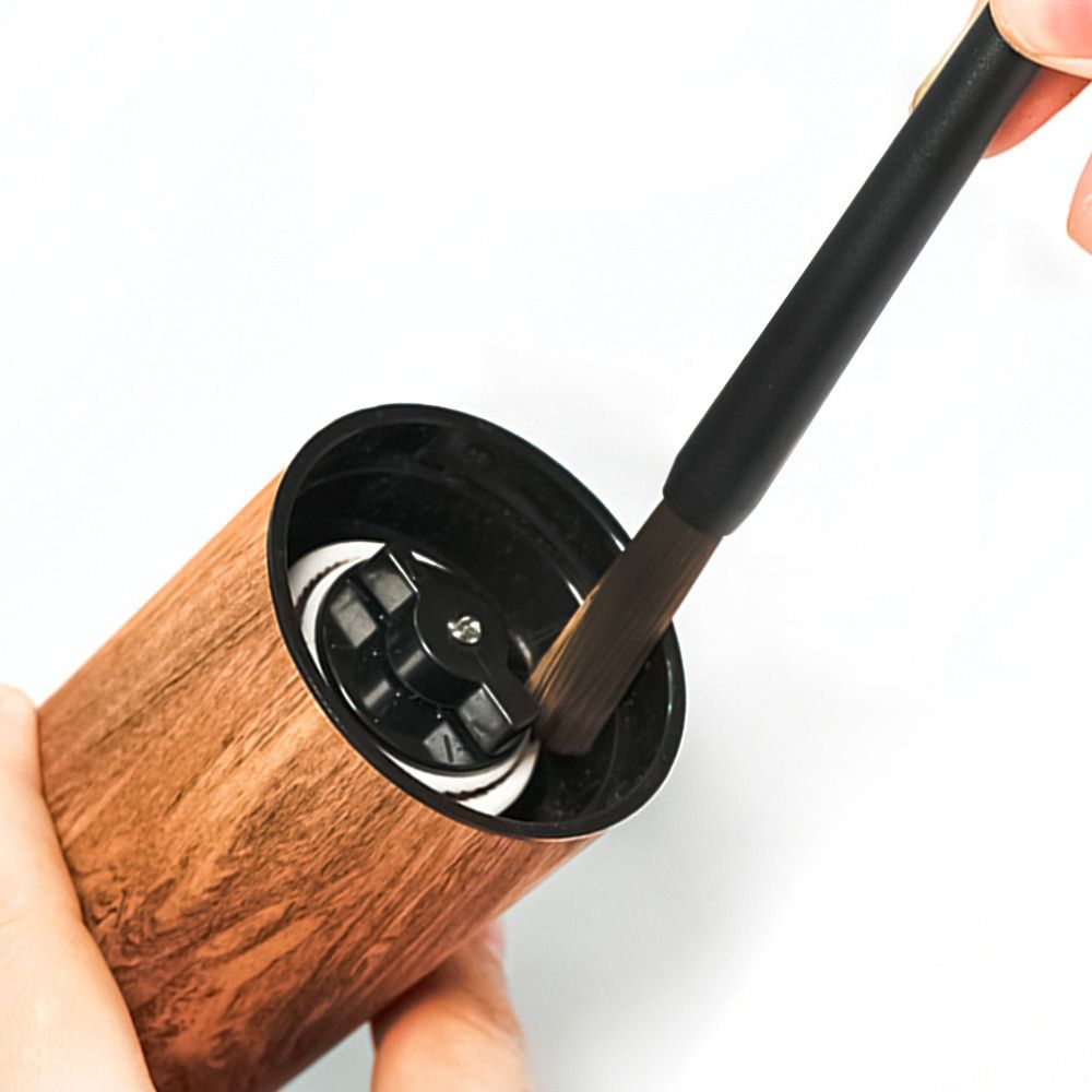 ขนแปรงแข็งทำความสะอาดผงกาแฟด้า - Blush Brush Kabuki บทวิจารณ์และราคา